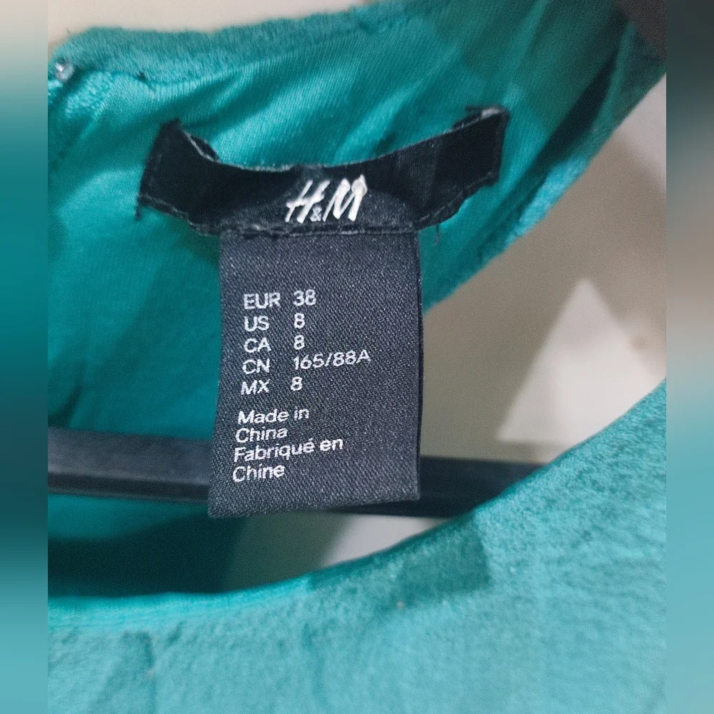 H&M dress - Picture 3 of 5